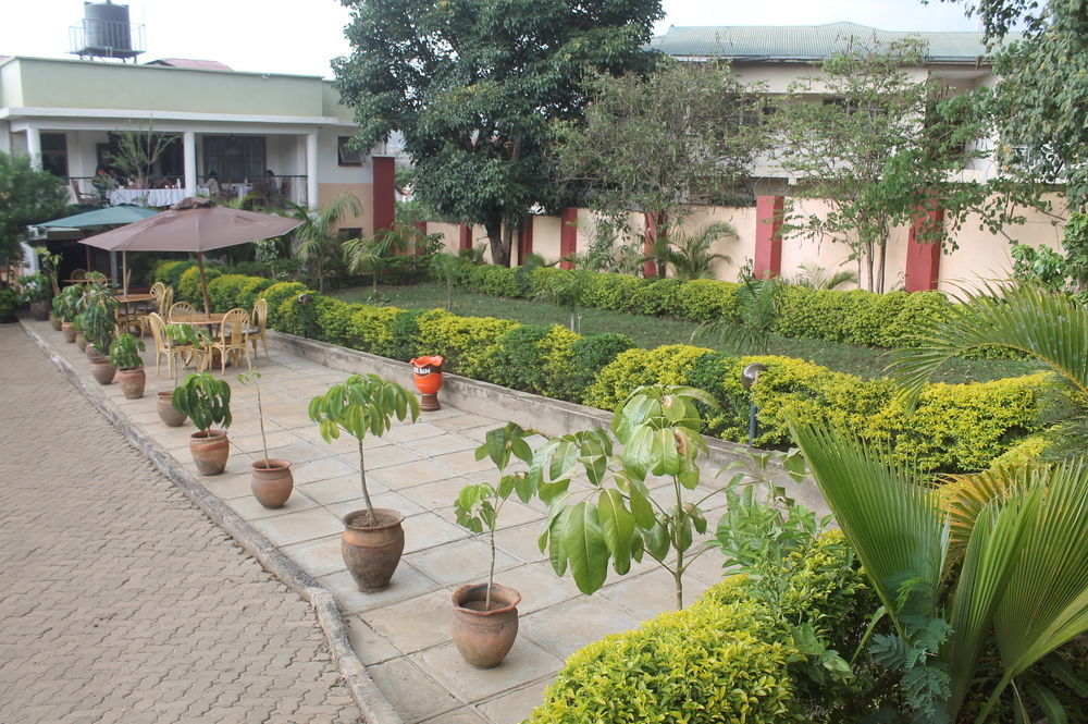 Victoria Comfort Inn Kisumu Exterior photo