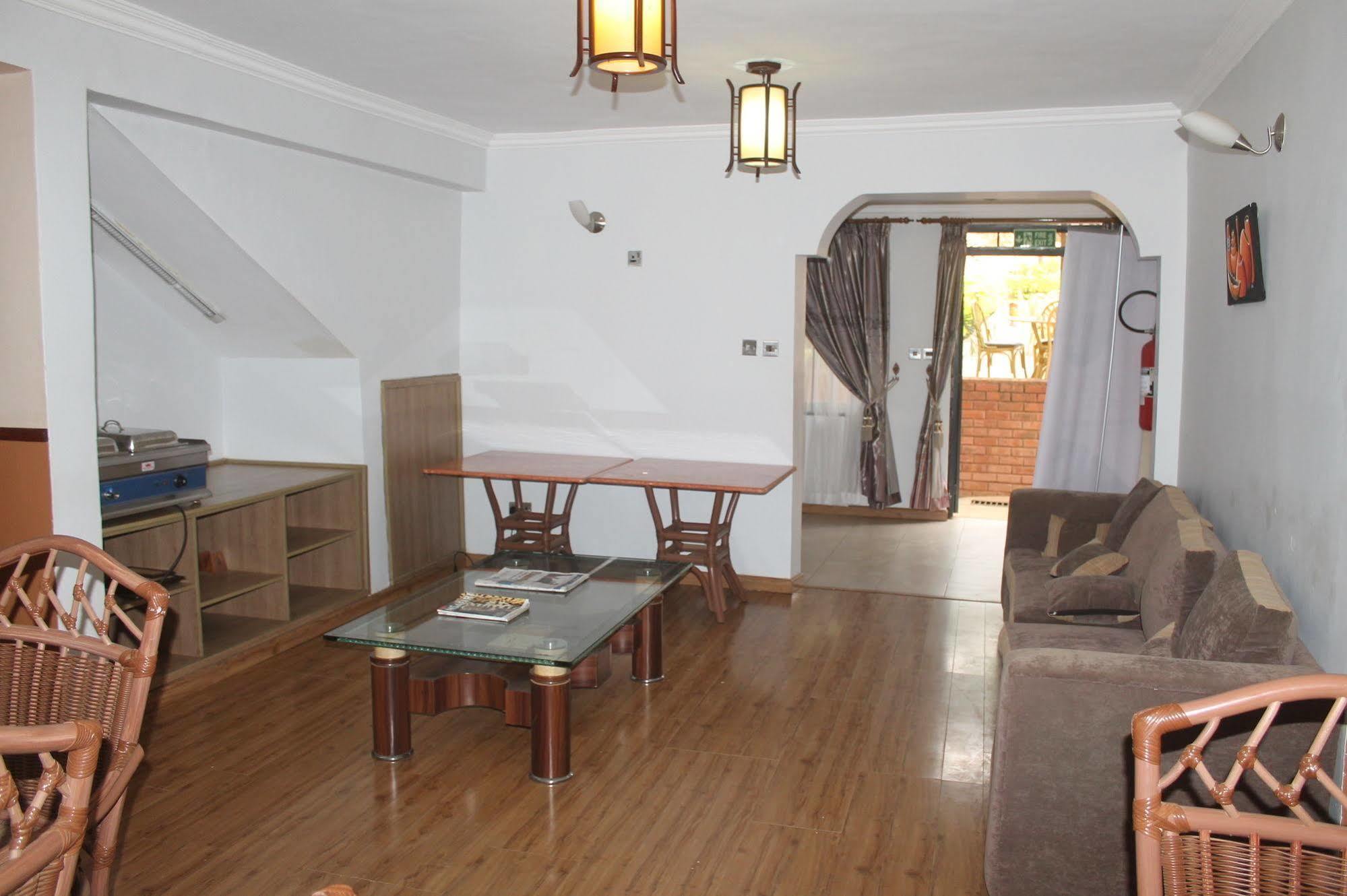 Victoria Comfort Inn Kisumu Exterior photo